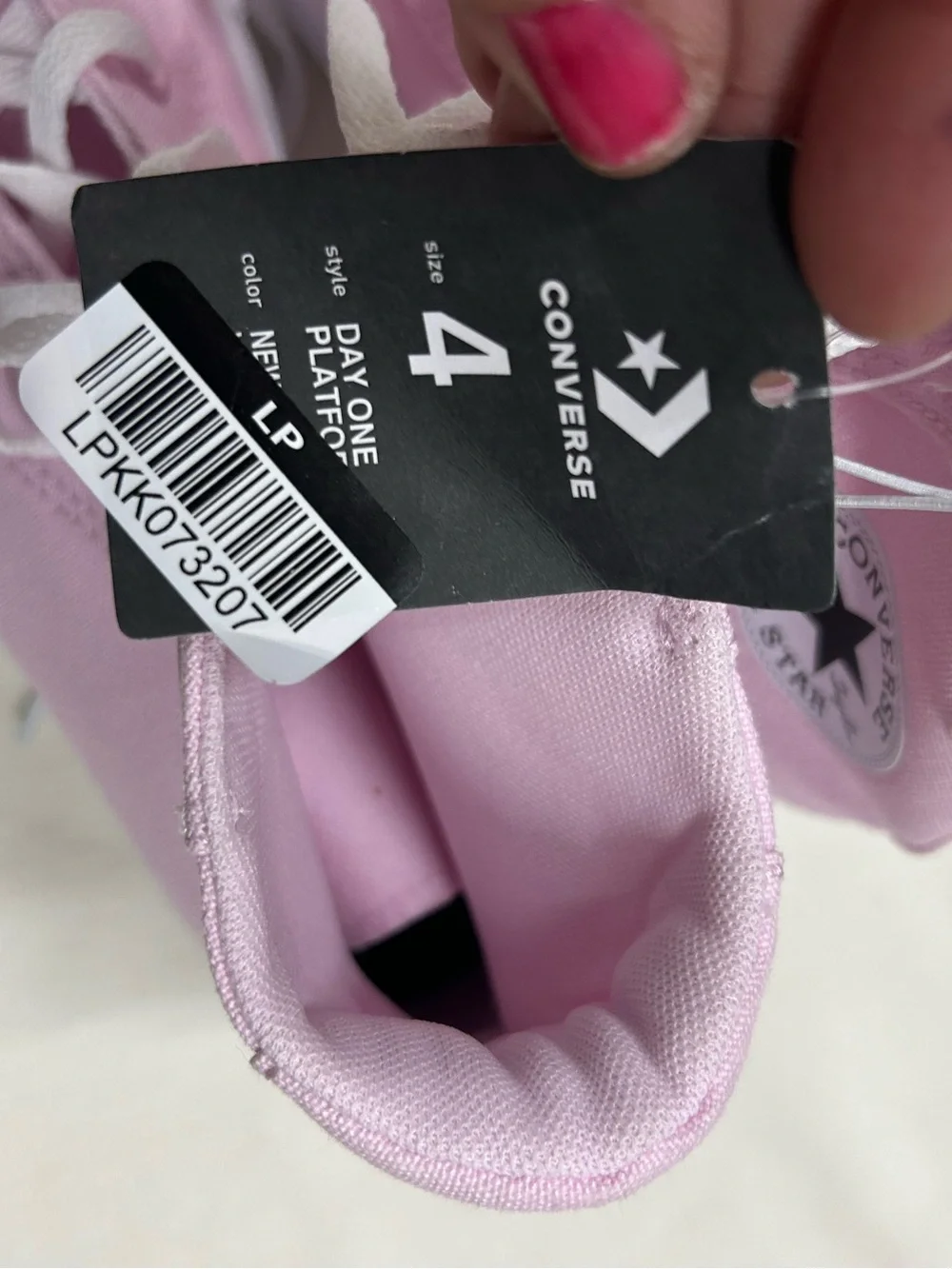 Girls day one platform pink converse high top 4